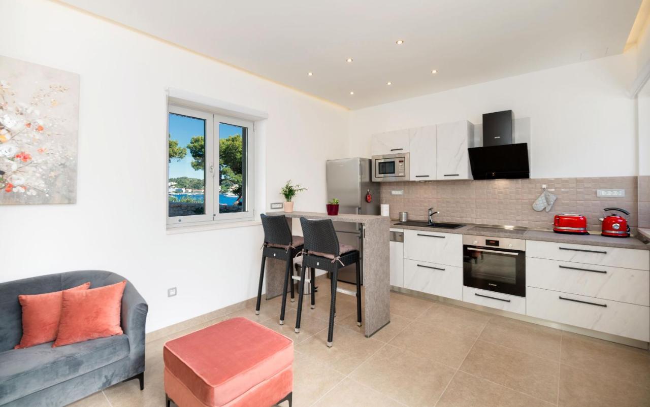 Beach Residences Caroline Hvar Town Exterior photo
